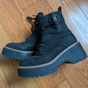 Black Blondo Goner Platform Combat Boots Waterproof Sz 7.5